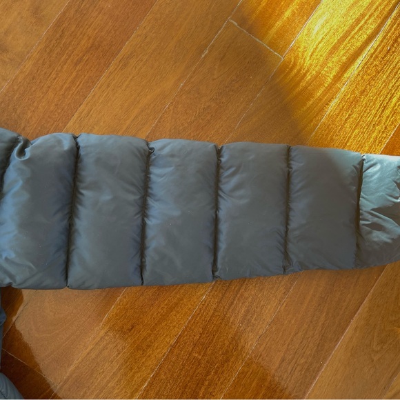 MK Puffer Coat MICHAEL KORS Coat Women PACKABLE DOWN FILL Gray / Red Coat Sz L - Picture 16 of 16